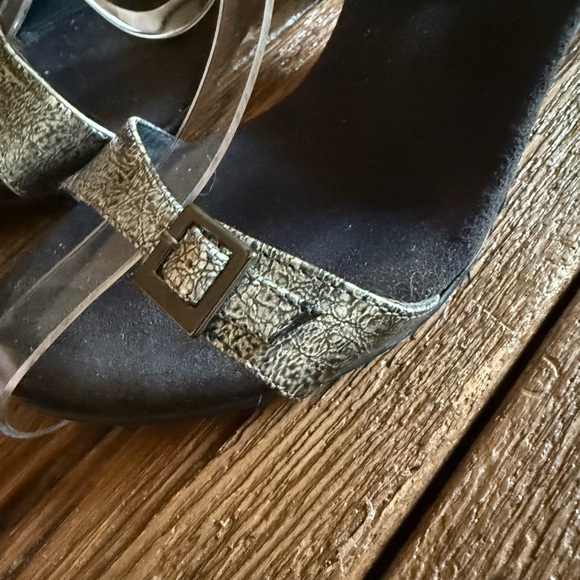 Helle Comfort Metallic Snakeskin Leather Wellness Sandals - Picture 3 of 6